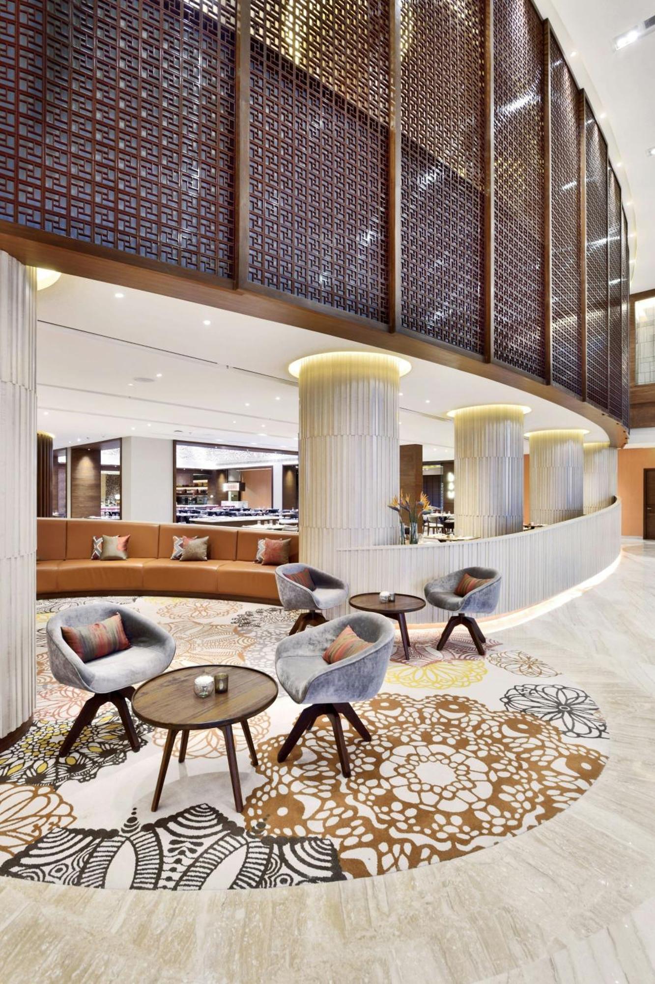 Courtyard By Marriott Raipur Hotel Exterior photo